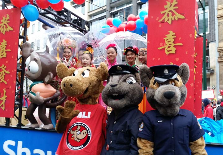 On February 14 E-Comm marched alongside Vancouver police partners in the annual Chinese New Year parade.